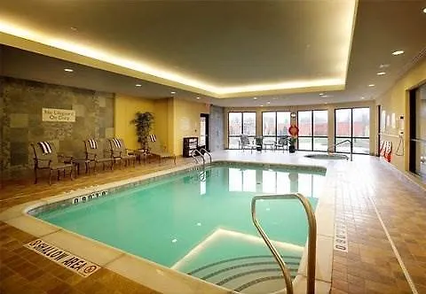 Courtyard By Marriott Hamilton Hotel Canada